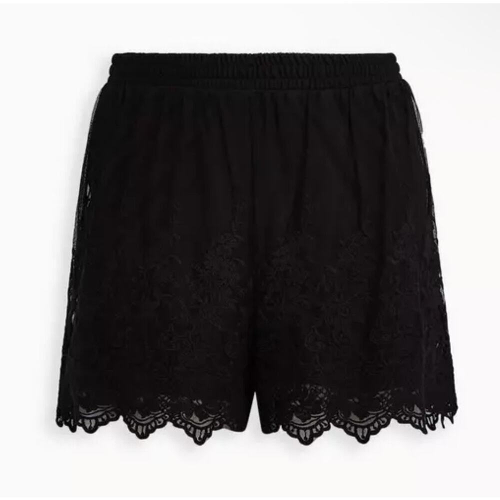 Torrid Pull-On Stretch Mesh Mid-Rise Short Womens Sz 1 1X Black Lace Embroidered